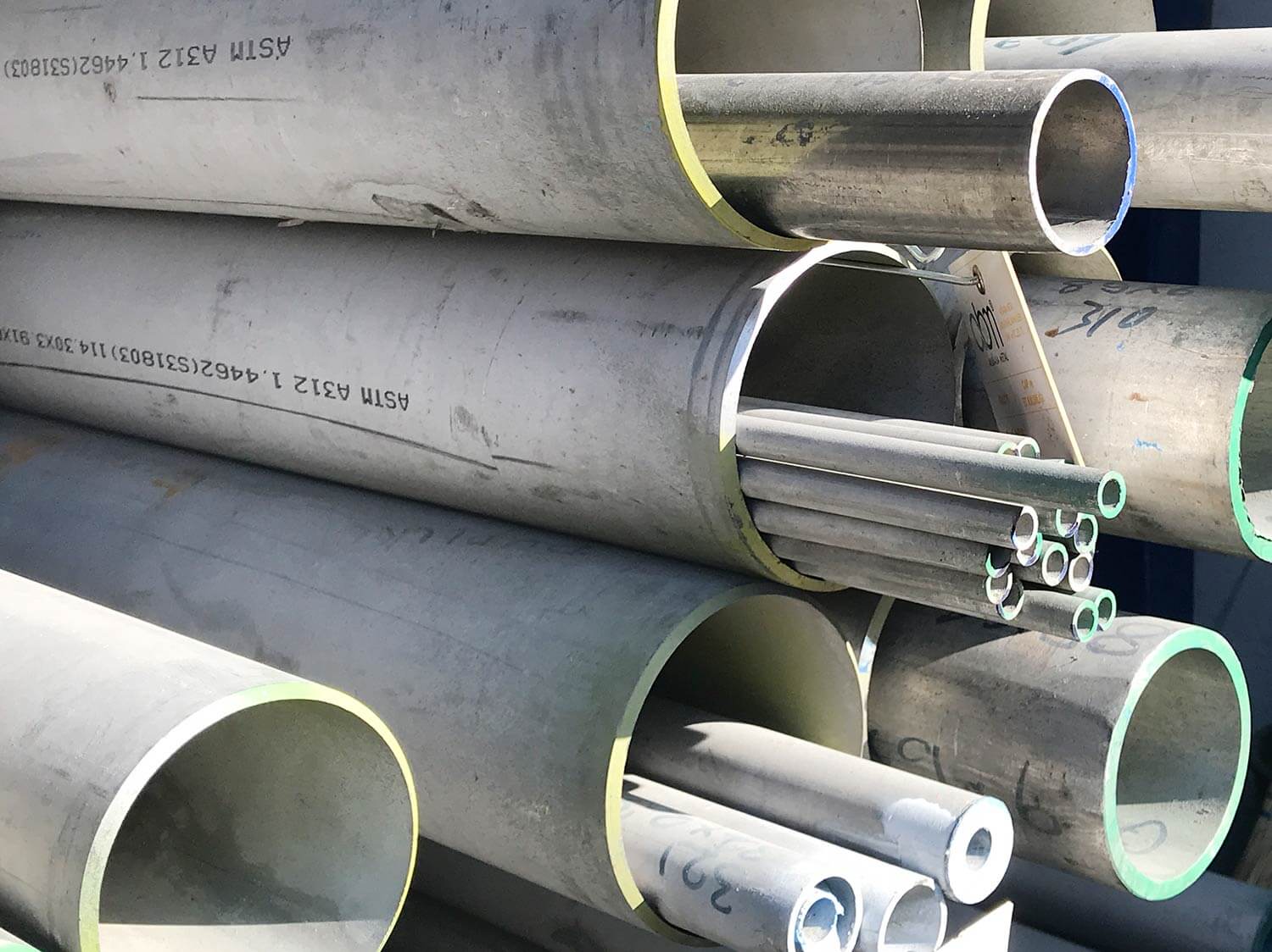 Alibaba Metal Paslanmaz çelik çekme borular ve bağlantı elamanları